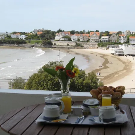 Отель Belle Vue