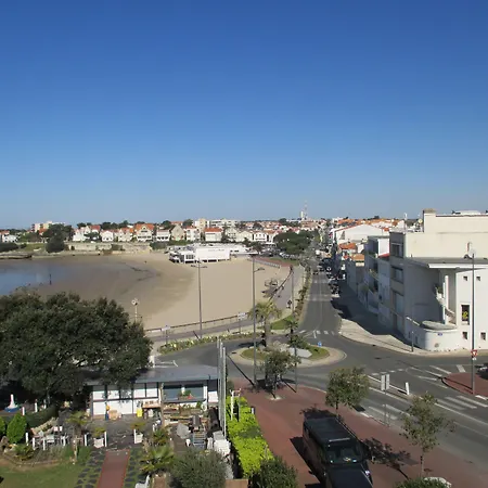 Belle Vue Отель 3*