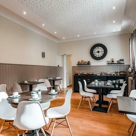 Hotel Belle Vue 3*